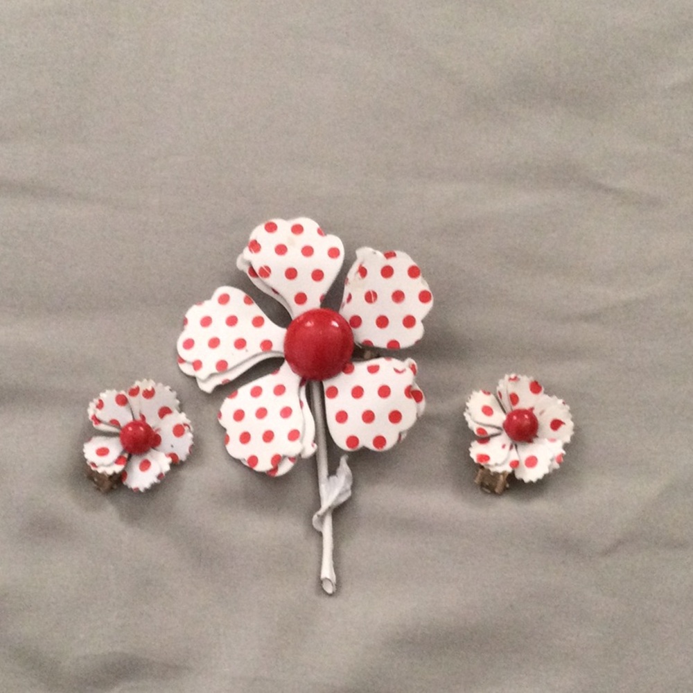 Vintage Floral Red/White Polka Dot Pin and Clip Earrings!